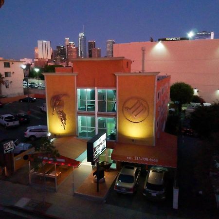 לוס אנג'לס Metropolitan Inn & Suites מראה חיצוני תמונה