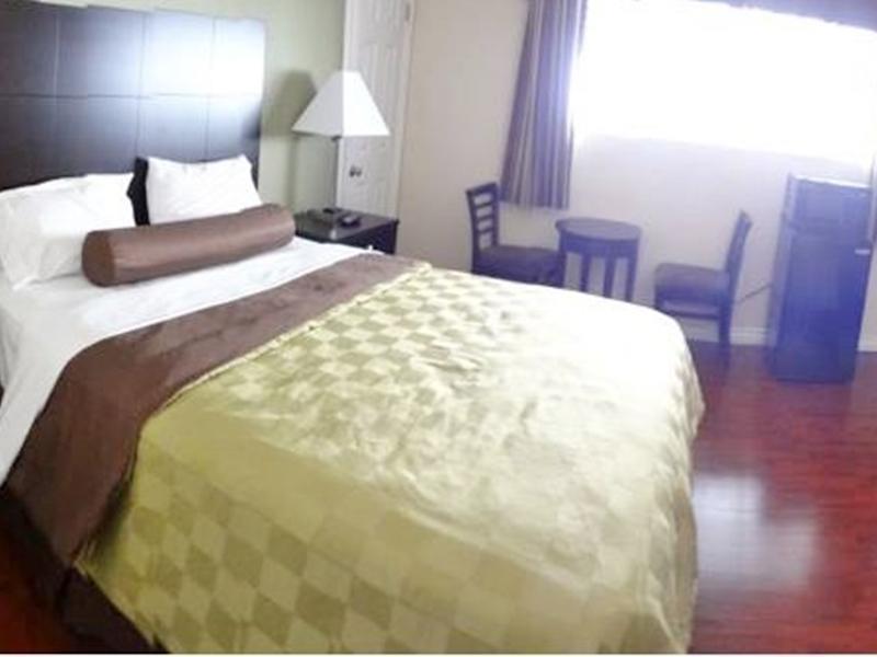 לוס אנג'לס Metropolitan Inn & Suites מראה חיצוני תמונה